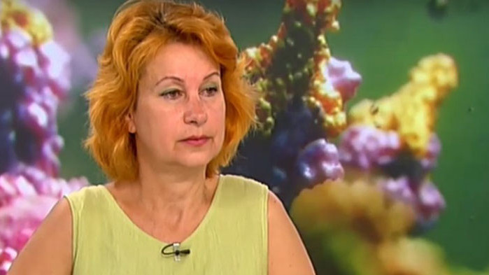 Христова: Положението е сериозно, COVID-19 e все по-близо