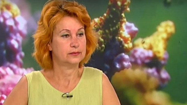 Христова: Положението е сериозно, COVID-19 e все по-близо