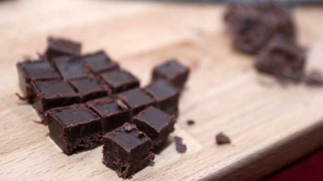 Кафени зърна и шоколад за сутрешно разбуждане