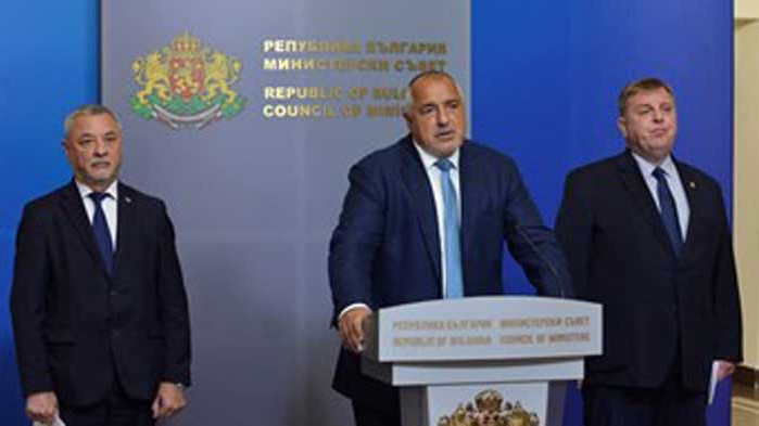 2 млрд. лв. за нови мерки, мислят бонуси за пенсиите