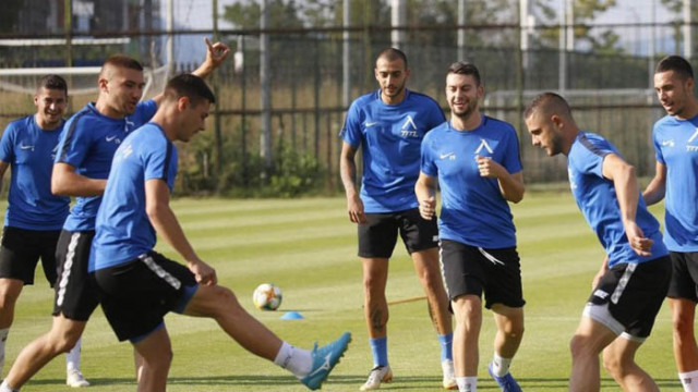 Левски очаква поне 3 млн. от продажби