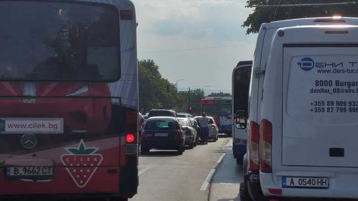 Вдигнаха блокадата на Аспаруховия мост