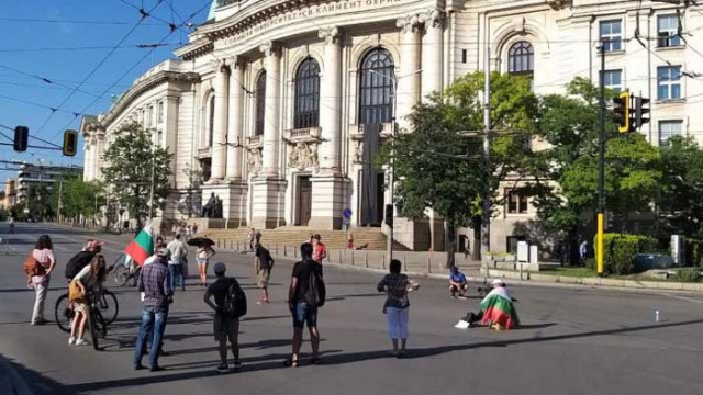 Бабикяновите блокади ядосаха дори хората на Волен Сидеров