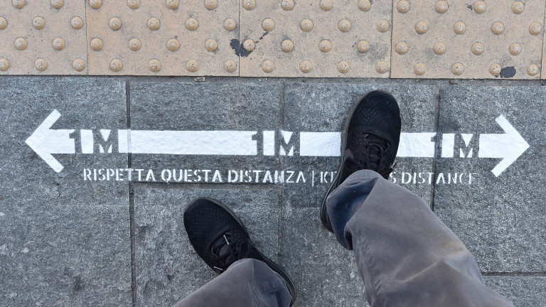 ...и ще продължим да живеем с COVID-19