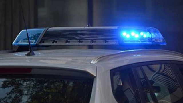 Автомобил се вряза в тълпа във Франция, 13 са ранени