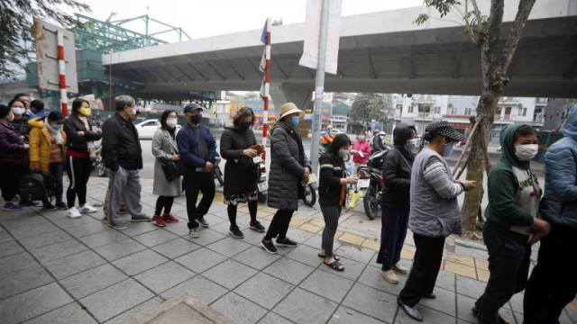 Близо 800 000 души са напуснали виетнамския град Дананг заради COVID-19