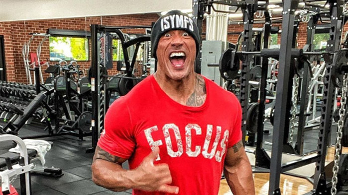 Дуейн Джонсън и придобиването на професионалната лига по американски футбол