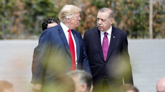 NYT: Турция е натовски слон в стъкларски магазин