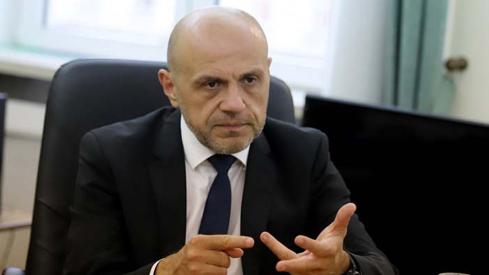 Томислав Дончев: Ще влезем в зловеща комбинация от кризи