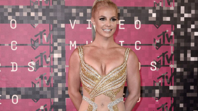 Бритни Спиърс изплаши феновете си