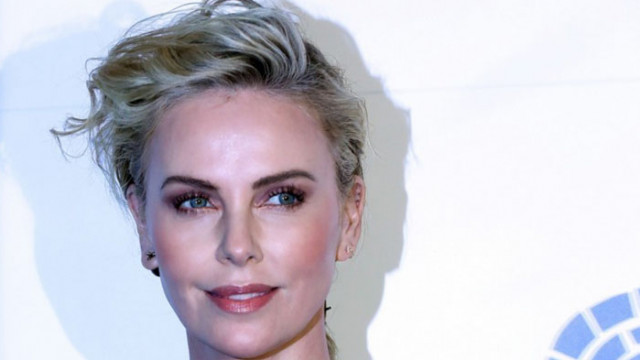 Холивудската звезда Чарлийз Терон навърши 45