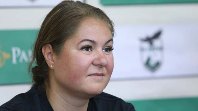 Ива Уорън: Клубът е финансово осигурен, амбициите са винаги да успеем