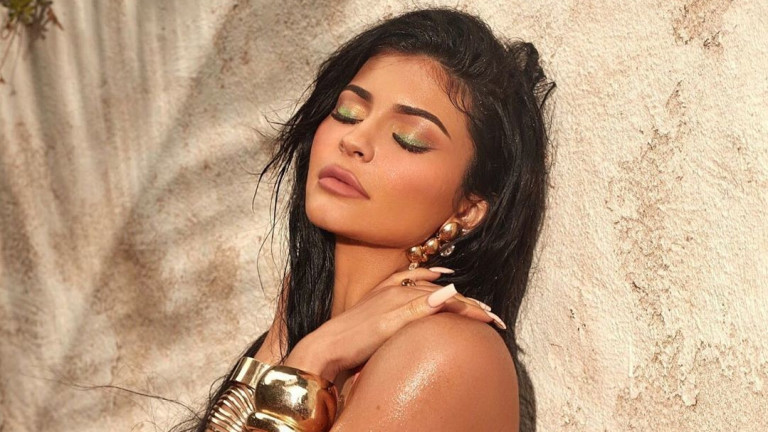 Кайли Дженър на 23