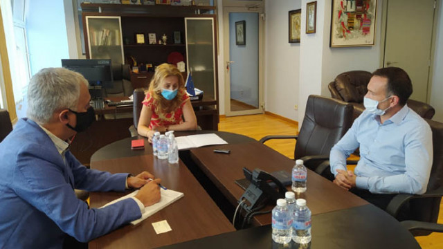Марияна Николова проведе работна среща с представителя на немския туроператор „Дер Туристик“