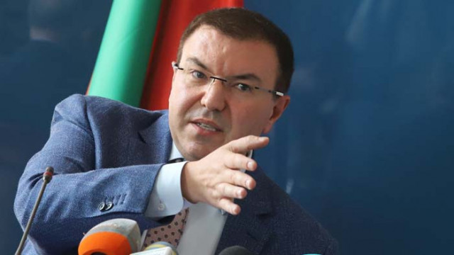 Проф. Костадин Ангелов: Грозна лъжа е, че ще има отново КПП-та