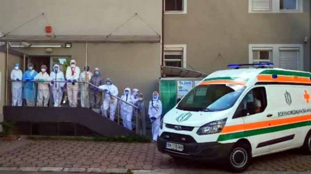 Специалисти от ВМА отдадоха почит към свои колеги, загинали по време на работа