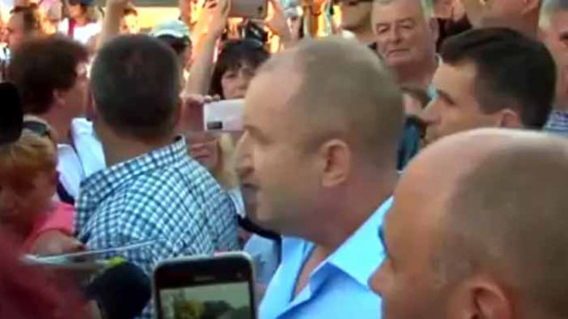 Президентът Радев във Варна: Не е време за промени в конституцията (ВИДЕО)