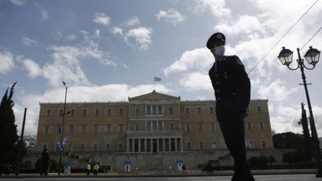 Туристите от Румъния първи по позитивни случаи на коронавирус в Гърция